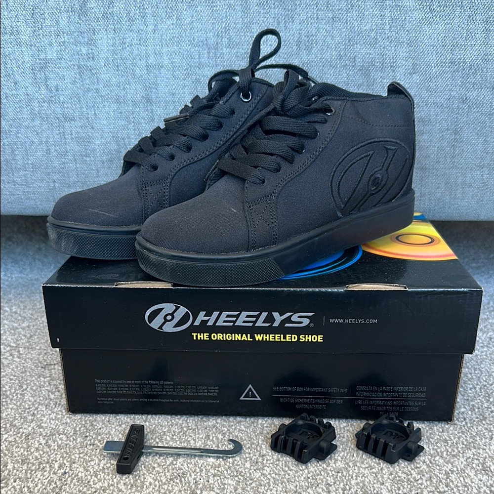 Heelys Racer 20 Mids Black Wheeled Shoes